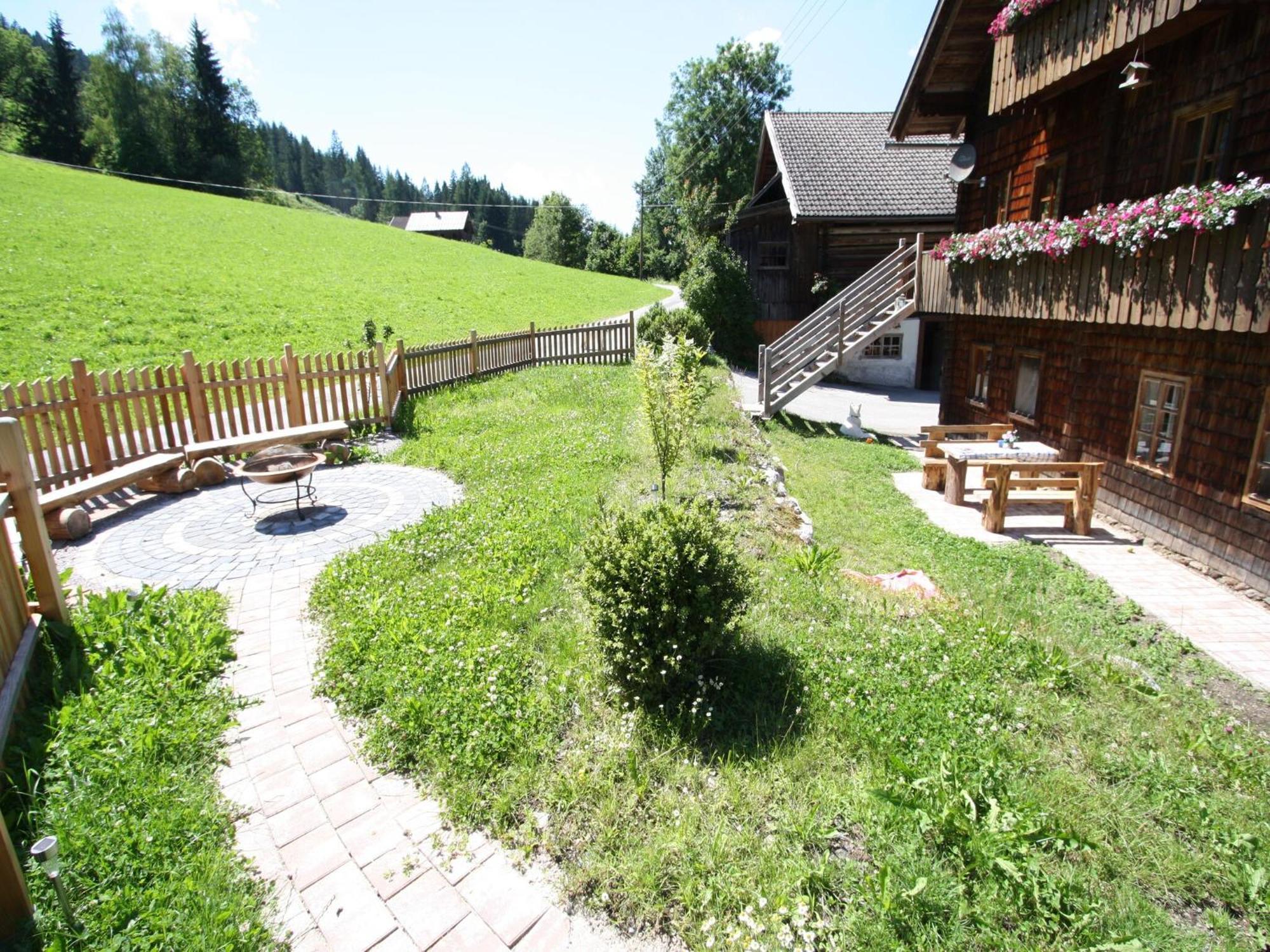 Sprawling Mansion Near Ski Area In Salzburg Eben Im Pongau Zewnętrze zdjęcie